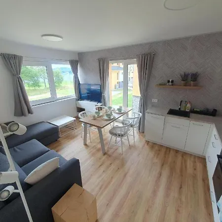 Amali Deluxe Černá v Pošumaví